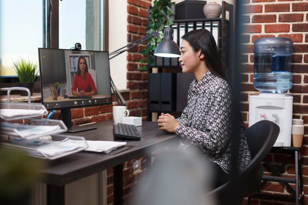 Sales person negotiating with prospect client