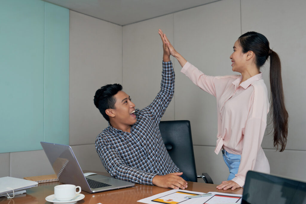 two people happy about their Resilience in Leadership