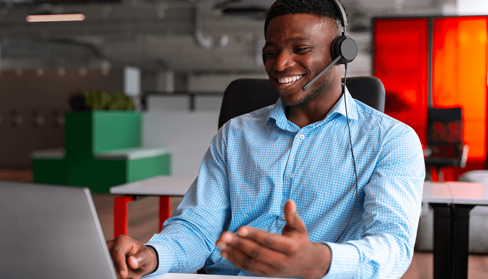 outsourced e-commerce customer service role from bpo company