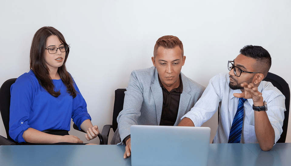 Evaluating the KPI's of e-commerce administrators