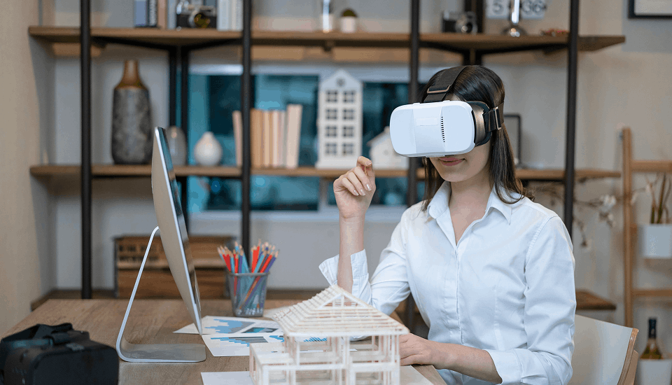 Woman uses VR design for 3D-printed construction outsourcing